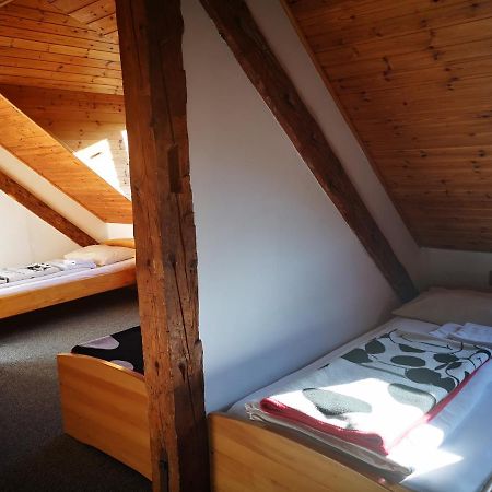 Fuzinarska Kuca Hotel Fužine Kültér fotó