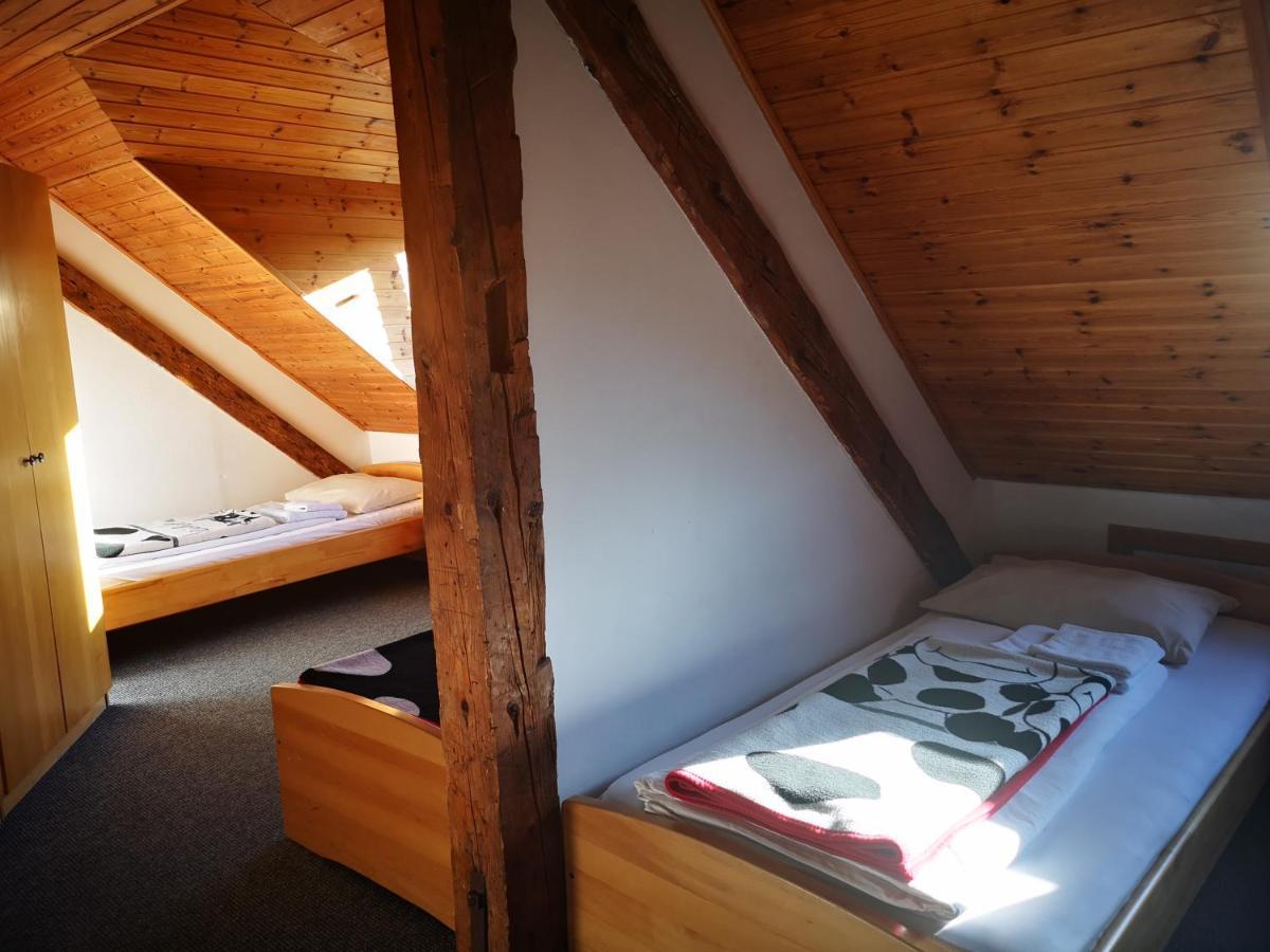 Fuzinarska Kuca Hotel Fužine Kültér fotó